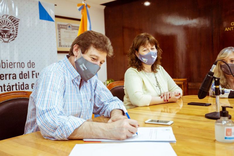 Melella: “La decisión política es avanzar fuertemente en la recomposición salarial de todos los sectores”