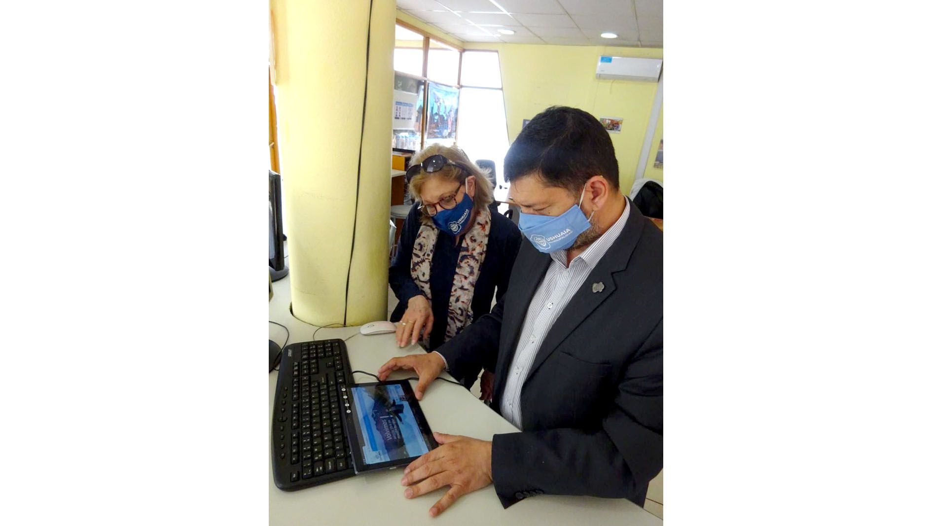 Ferreyra se reunió con trabajadores de Información Turística