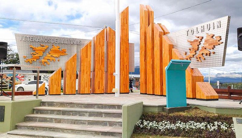 Tolhuin ya tiene su monumento alusivo a Malvinas