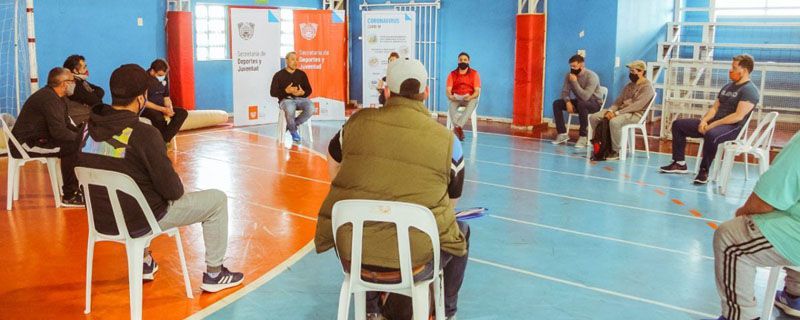 Se entregó al futsal horarios para los gimnasios provinciales