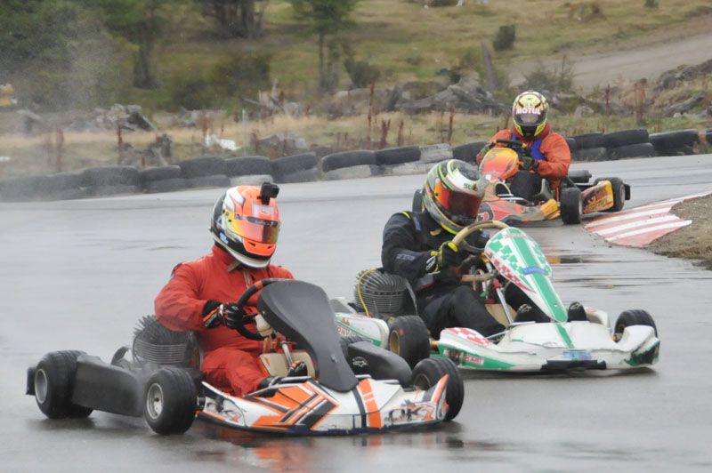 Karting y triatlón para el finde