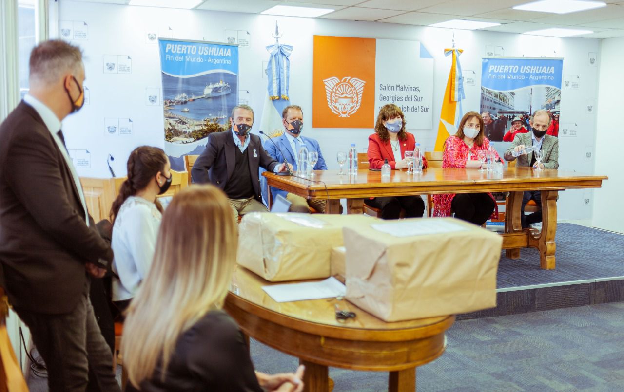 Ampliación del Puerto: Tres empresas presentaron ofertas