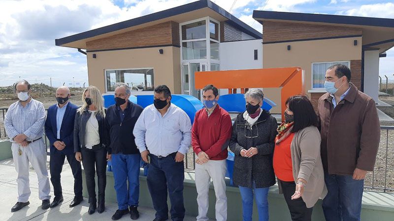 El grupo Albatros entregó edificio a la Caja de Previsión Social