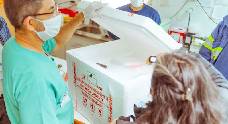 Sputnik V: llegó a TDF otra tanda de vacunas