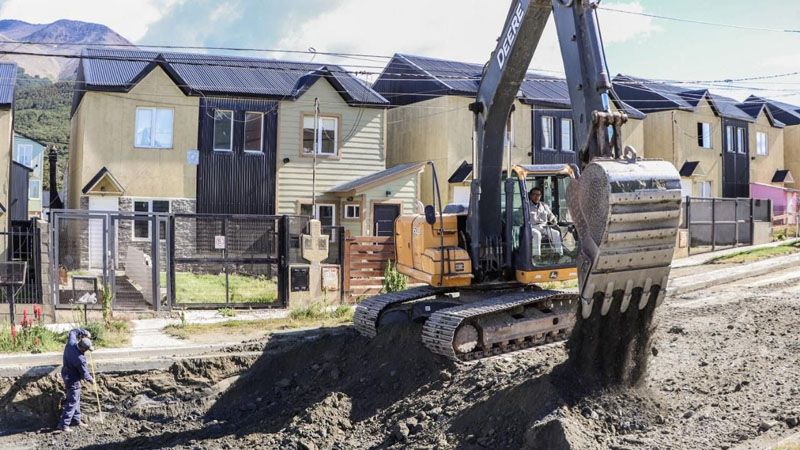 Realizan obras para la pavimentación de calles del Pipo