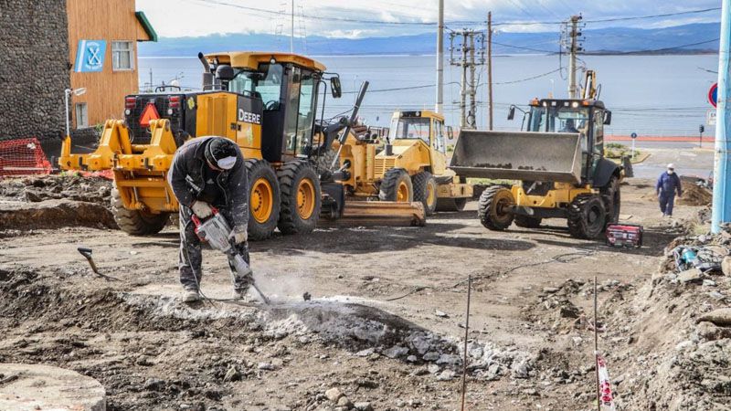 Los trabajos en Yaganes más cerca de la pavimentación