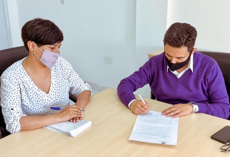 Refuerzo de material didáctico a docentes de escuelas privadas