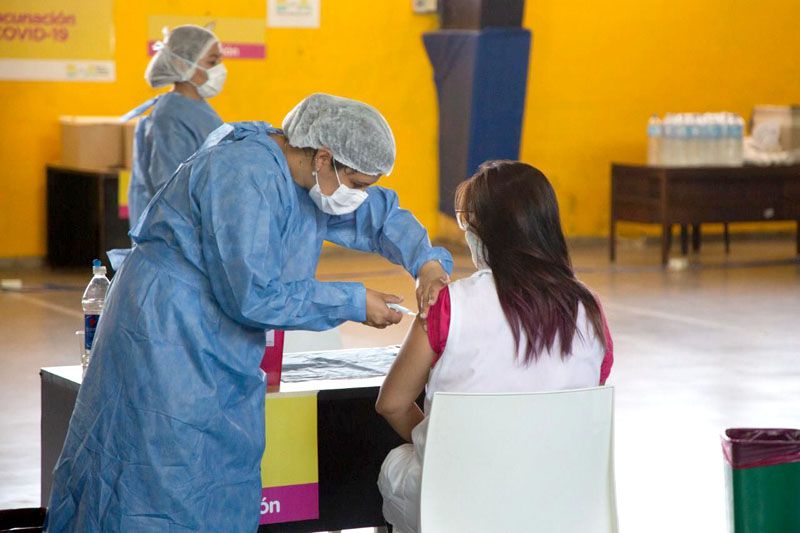 YA SE APLICARON MÁS DE 2 MILLONES DE DOSIS DE VACUNAS CONTRA EL COVID-19