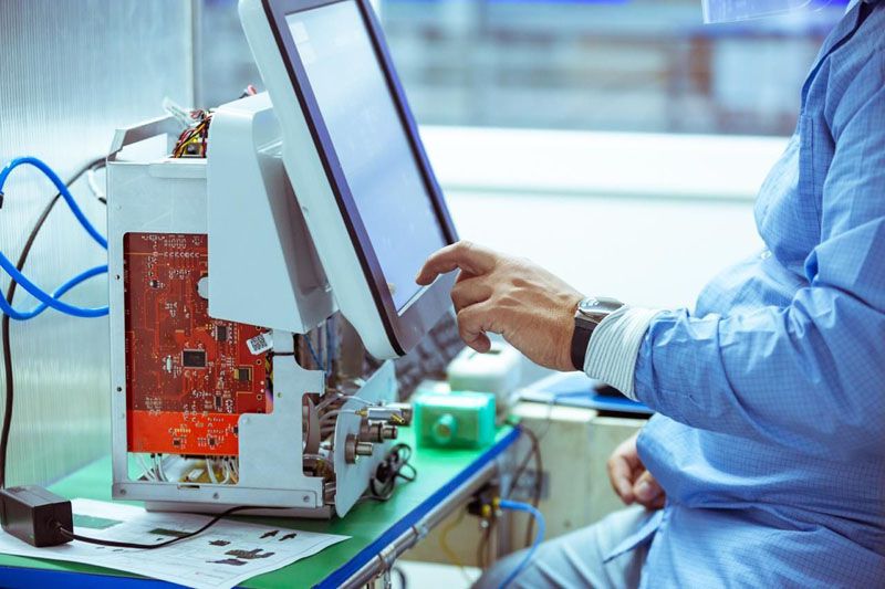 Durante la pandemia creció el empleo industrial 