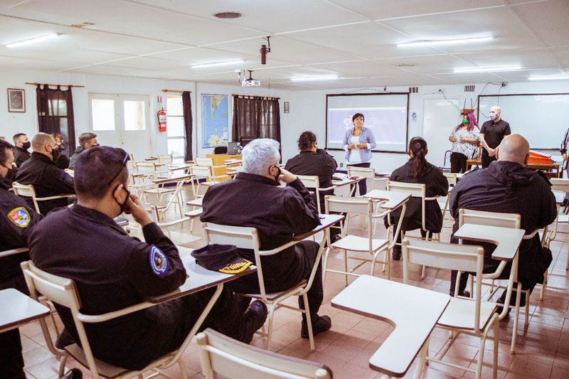 Autoridades de las Fuerzas policiales recibieron la capacitación en ‘Ley Micaela’