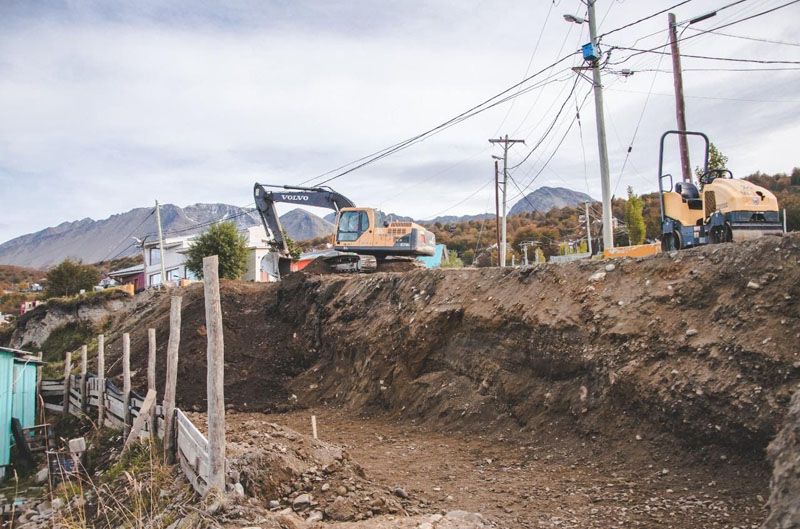 Trabajos complementarios en el Ecológico previo a la pavimentación 