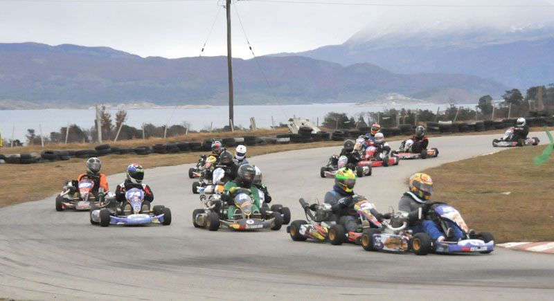 Se realizó la tercera fecha de karting en Ushuaia