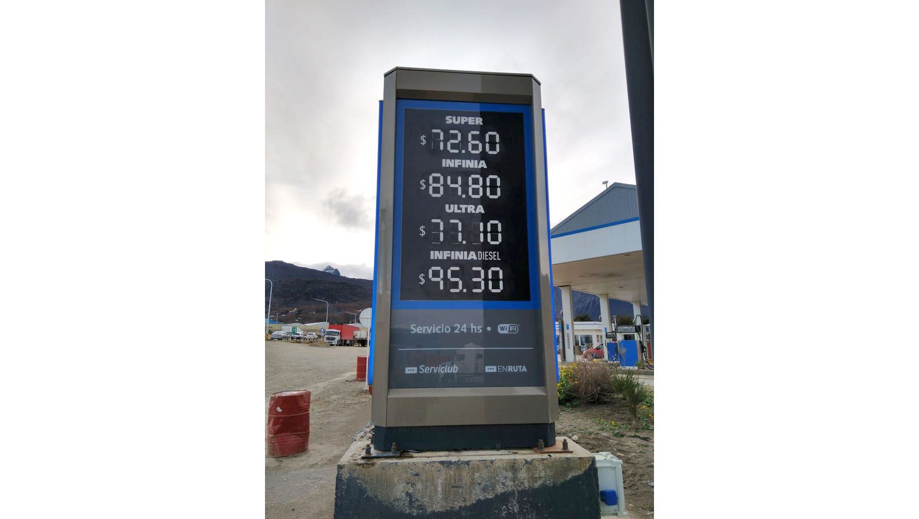 Octava suba del año de combustibles