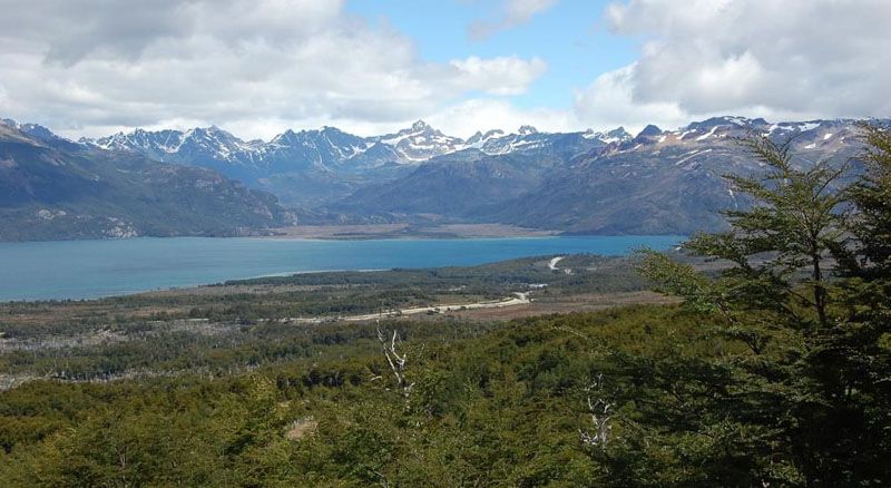 Constatan que el lago Fagnano se va desplazando año a año