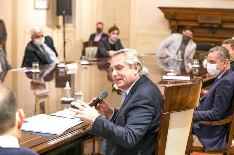 Fernández: “El mercado automotriz es la nave insignia de la industria argentina”