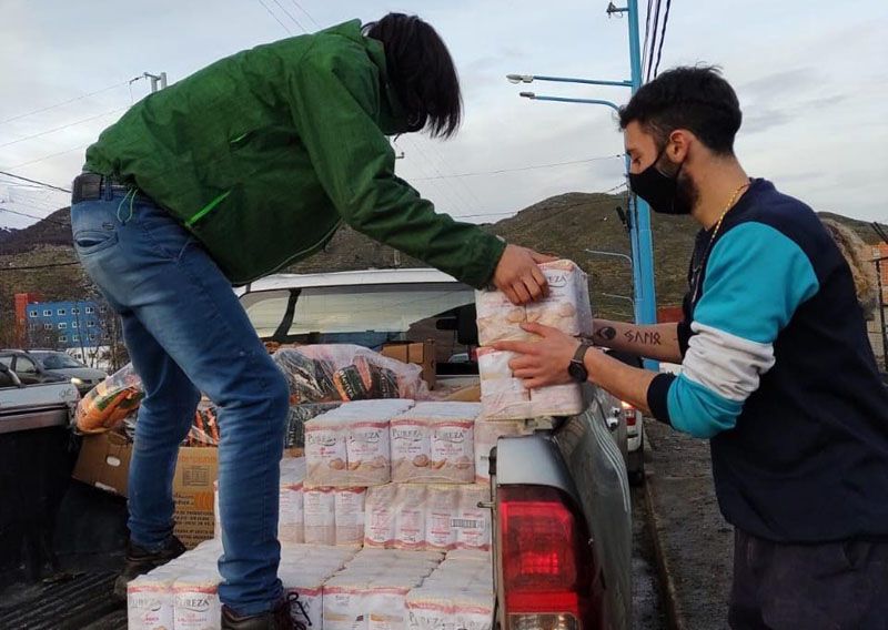 El Municipio entregó alimentos secos y frescos a comedores y copas de leche de Ushuaia