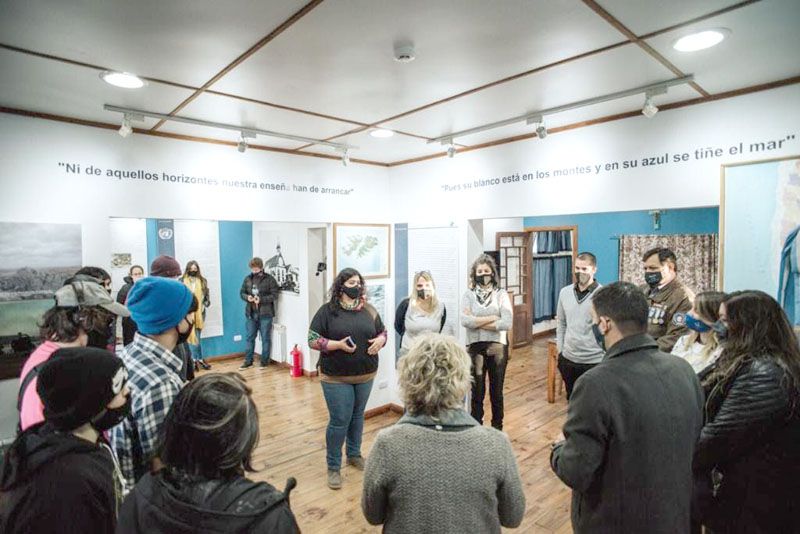 El Municipio de Ushuaia reconoció a estudiantes del Colegio Sábato