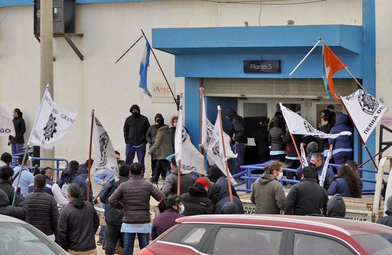 Intimaron a IATEC  y a la UOM a iniciar negociaciones