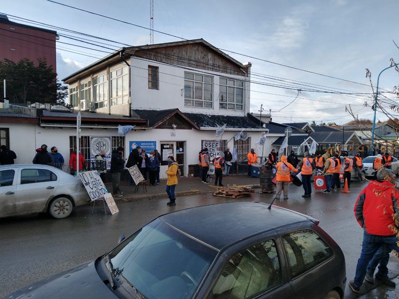 Protesta y anuncio