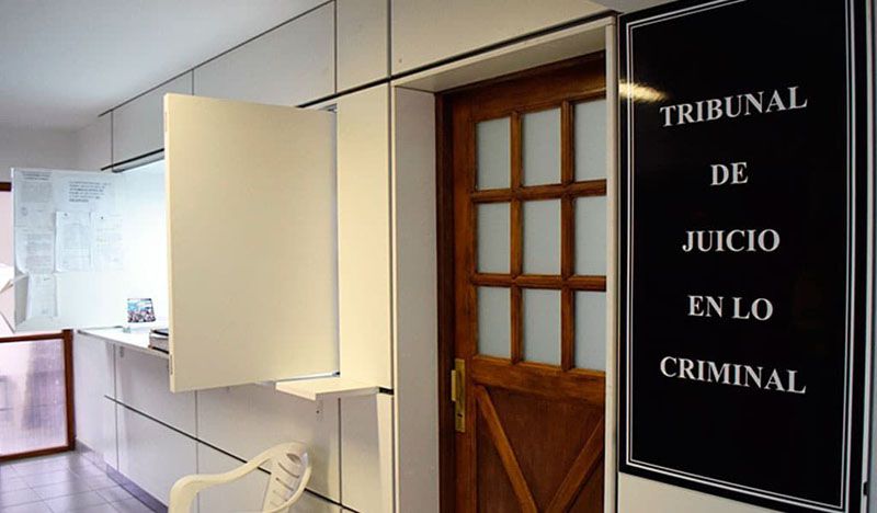 Se negó a declarar el suboficial retirado de la Armada acusado de abuso