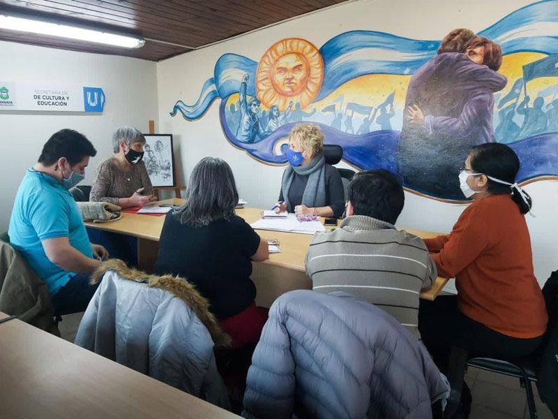 El Municipio de Ushuaia y la Asociación Virginia Choquintel definen actividades 