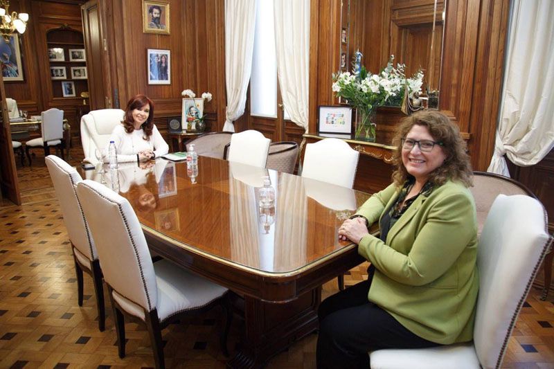 Cristina Fernández acompaña a Carolina Yutrovic