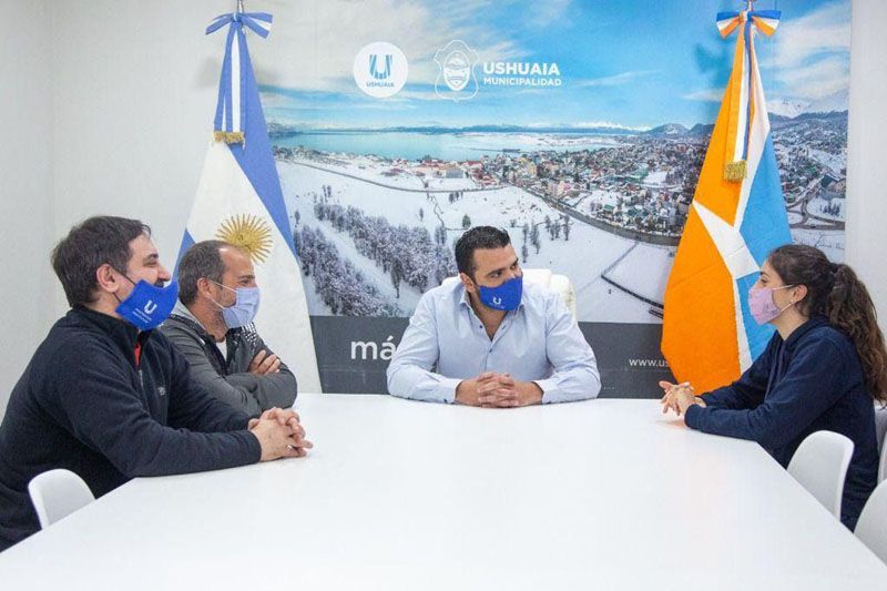  Vuoto se reunió con la joven atleta Renata Godoy