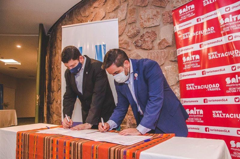 Ushuaia y Salta firmaron un convenio estratégico de cooperación turística Ushuaia y Salta firmaron un convenio estratégico de cooperación turística
