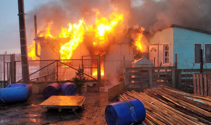  Procesaron a los dos jóvenes que casi matan a su padre