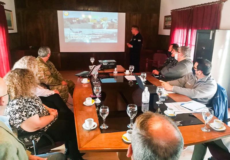 Trabajo conjunto para la gestión de residuos antárticos 
