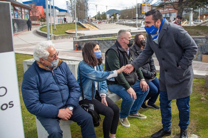 Merecido reconocimiento a familias centenarias