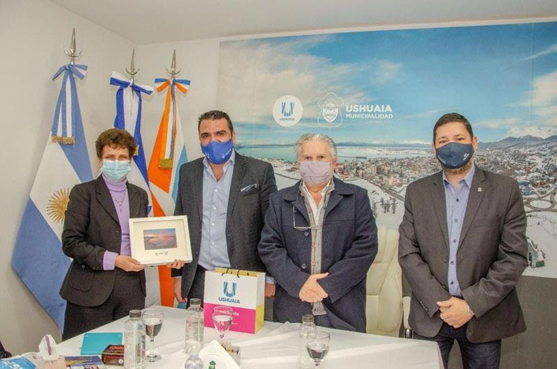  La embajadora de Israel visitó la Intendencia de Ushuaia