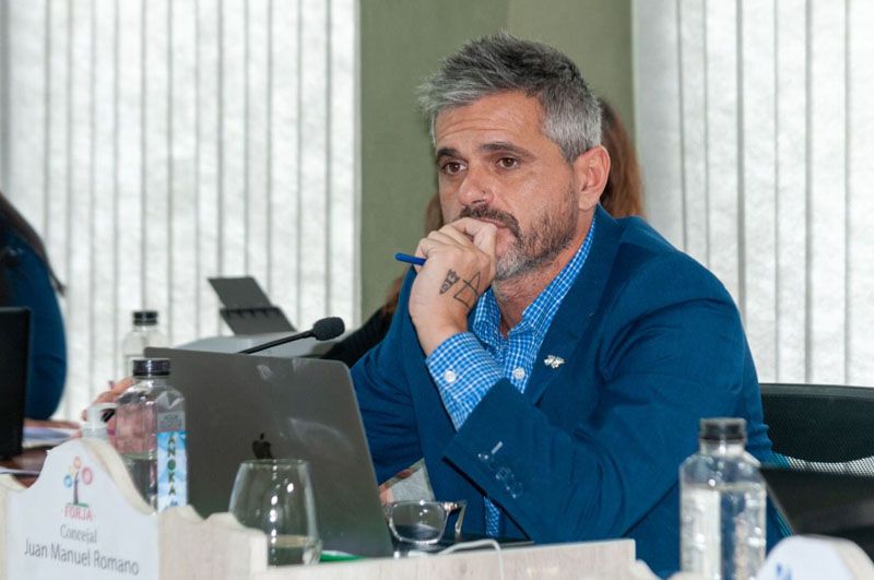 Romano: “Lo analizaremos con seriedad en función de lo que necesitan nuestros vecinos”