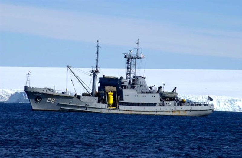 En viaje a la Antártida una militar es acosada por un superior