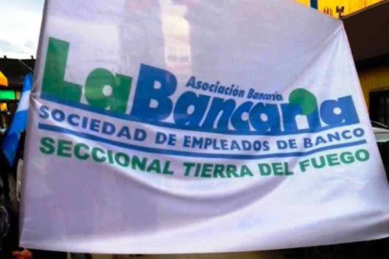 Bancarios piden eliminar el sistema de atención por turnos