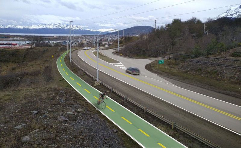 Vuoto presentó moderna bicisenda