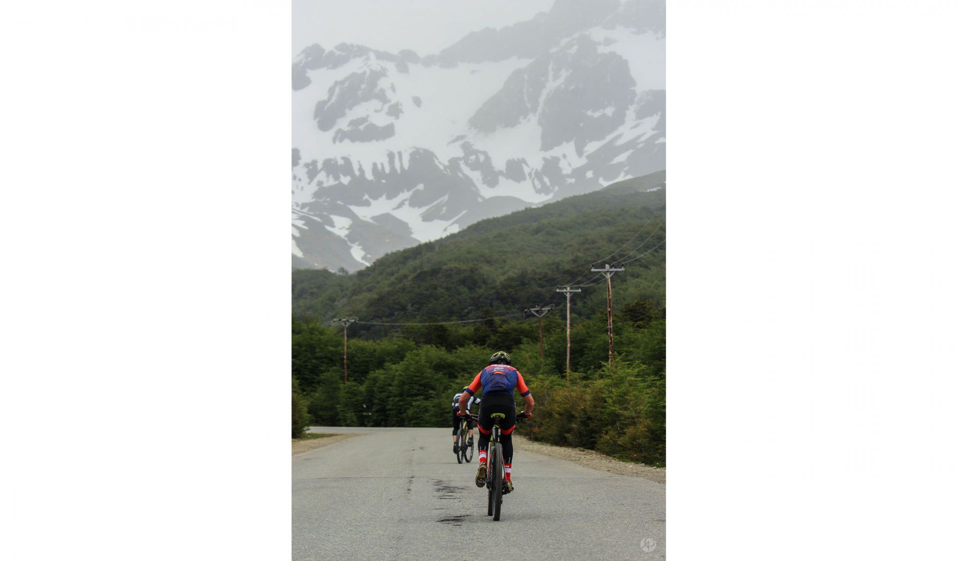  Se viene el Cerro Arriba al Glaciar Martial
