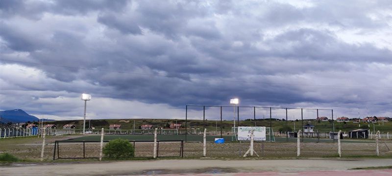 Gobierno destinará más 250 millones para construir dos canchas de fútbol