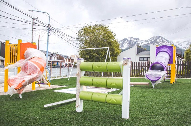  El Municipio trabaja en la puesta en valor de plazas de Ushuaia