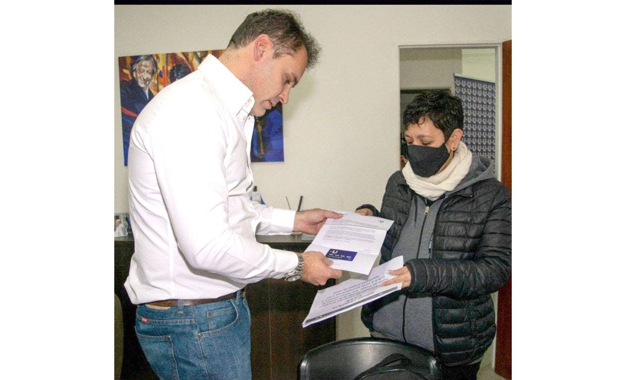 Derivados a Buenos Aires por salud recibieron la Tarjeta +U