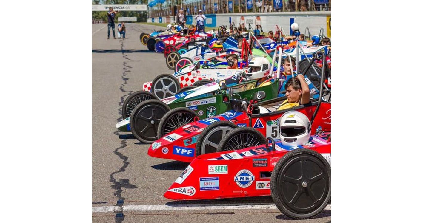 Estudiantes de la provincia Desafío ECO YPF