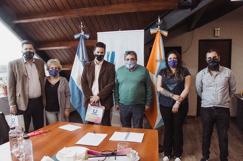 Funcionarios municipales se reunieron con autoridades de la Biblioteca Nacional