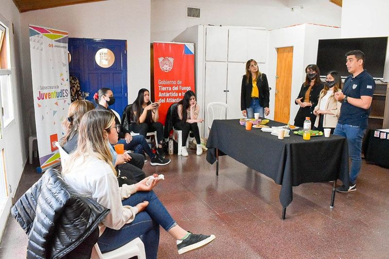 “Noviembre fue un mes lleno de participación juvenil”, sostuvo Velázquez