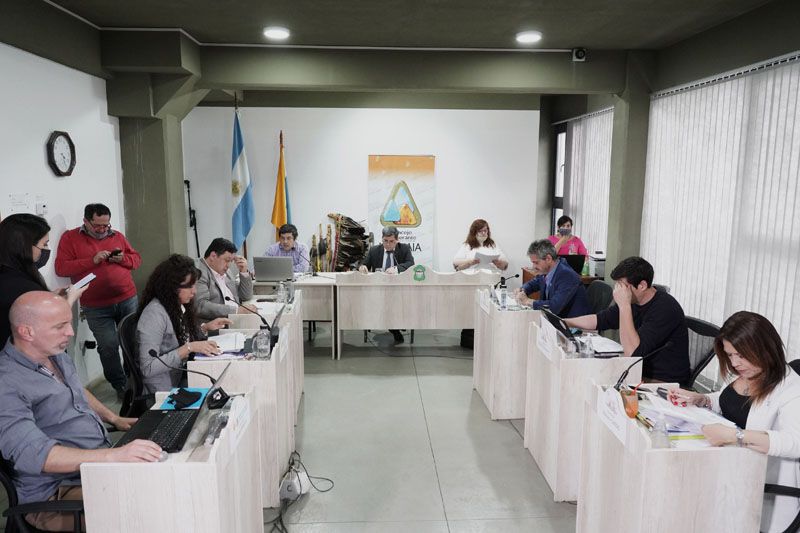 Pino: “El contrato ha quedado obsoleto”