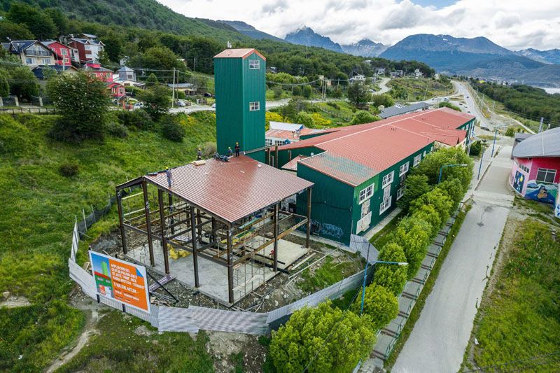 Avanza la obra de ampliación del Polivalente de Arte de Ushuaia 