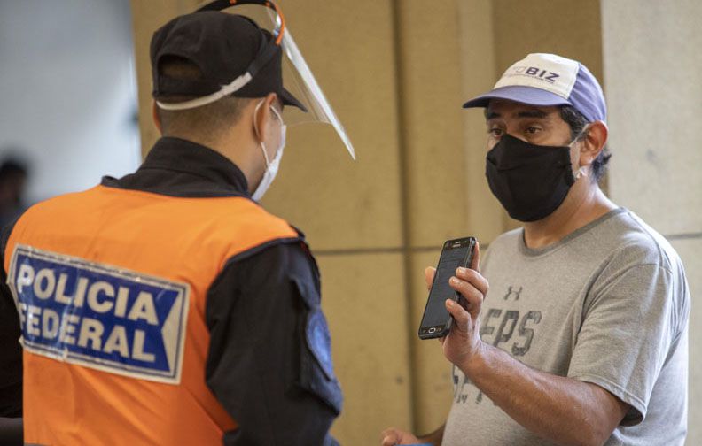 ENTRÓ EN VIGENCIA EL PASE SANITARIO NACIONAL PARA MAYORES DE 13 AÑOS