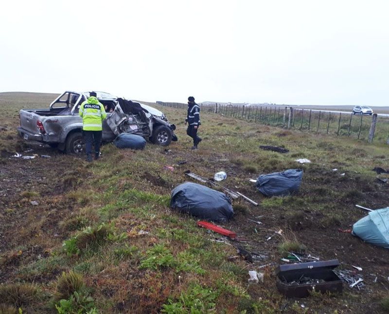 Impresionante vuelco con heridos