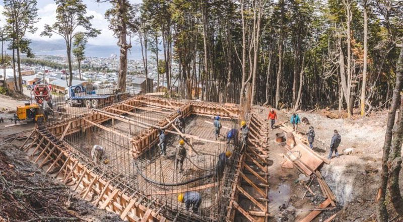 Comenzó el hormigonado de la cisterna