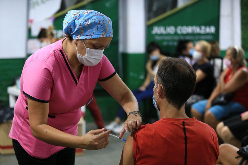 Coronavirus: 129.709 nuevos casos y otras 182 muertes