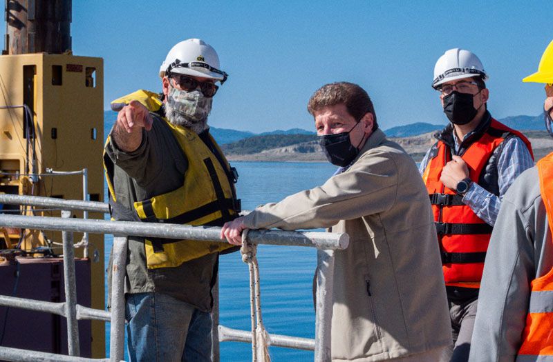 “Somos parte de la transformación de un puerto que impulsará el desarrollo estratégico de la provincia” “Somos parte de la transformación de un puerto que impulsará el desarrollo estratégico de la provincia”